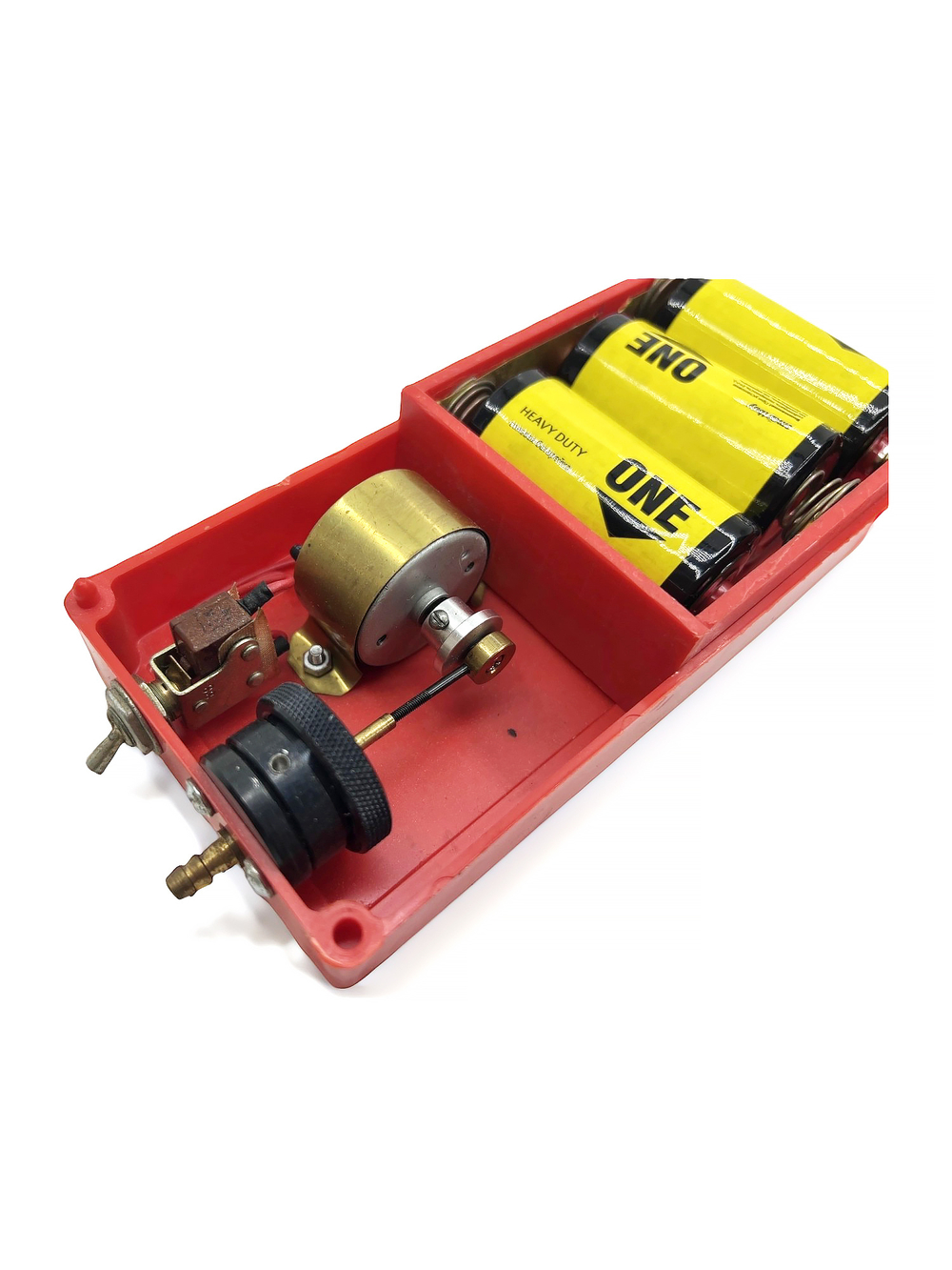 Компрессор для рыбок дорожный на круглых батарейках КД2